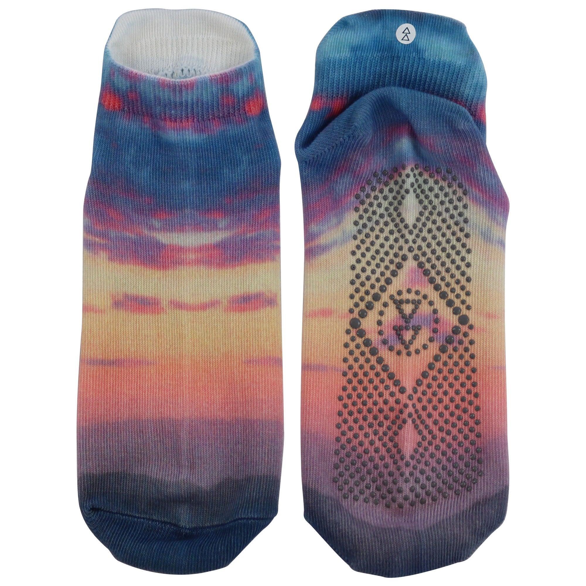 Premium Yoga Socks - Breathe - Yoga Design Lab 