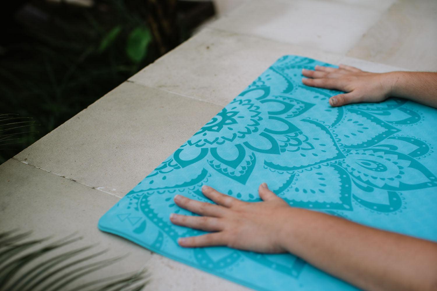 Flow Yoga Mat - Mandala Aqua - Yoga Design Lab 