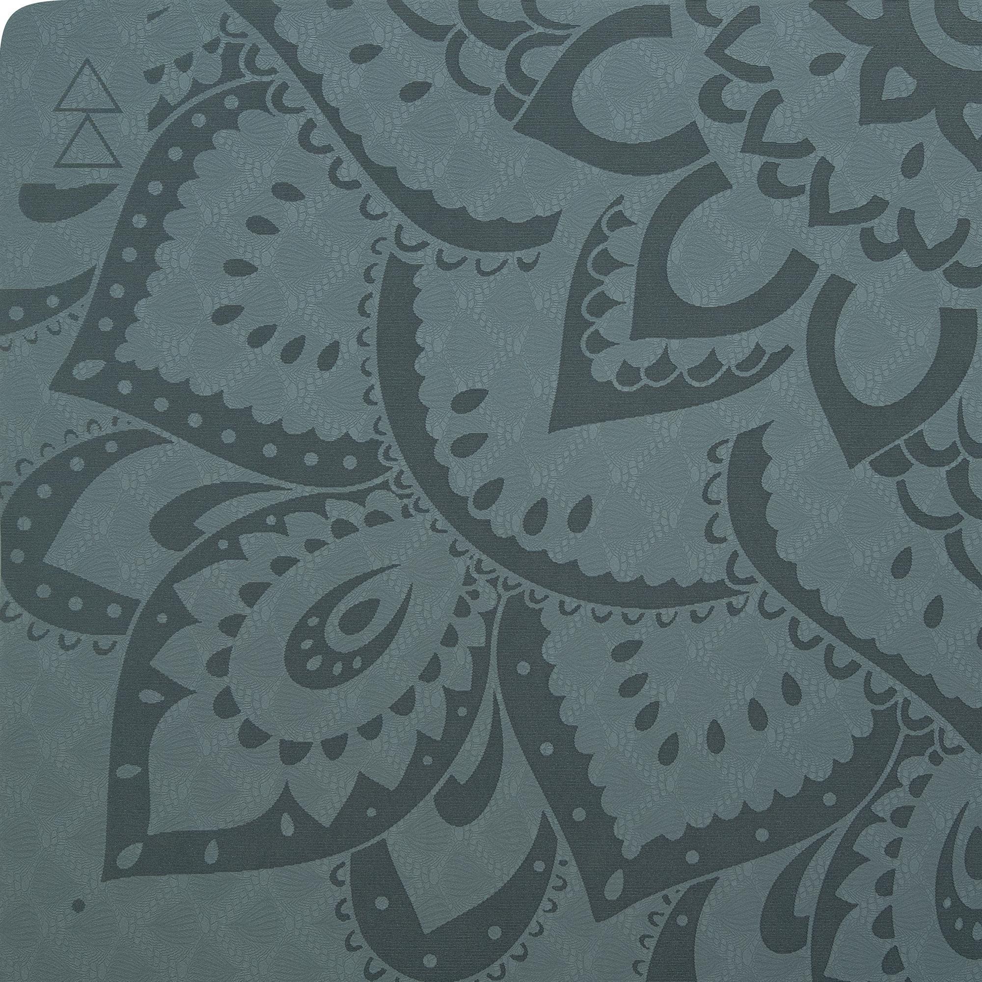 Flow Yoga Mat - Mandala Charcoal - Yoga Design Lab 